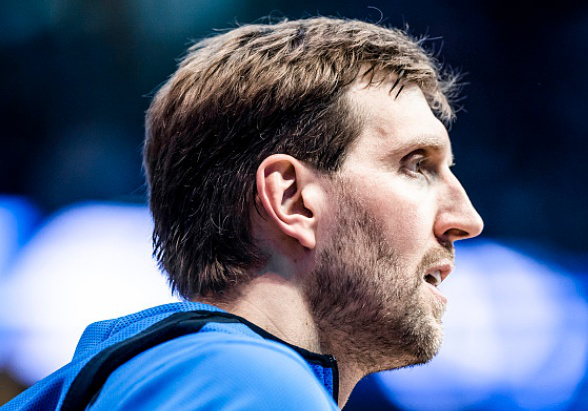 中国乐鱼体育官网-谢薇杨浩游泳教练结局